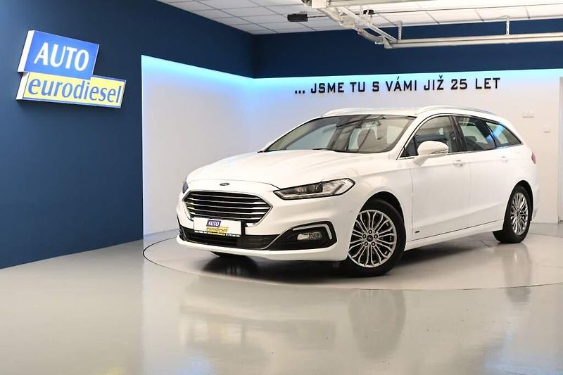 Ford Mondeo (2020) 2.0 4x4 140 KW LED ACC SONY 8A - fotka 2 z 37