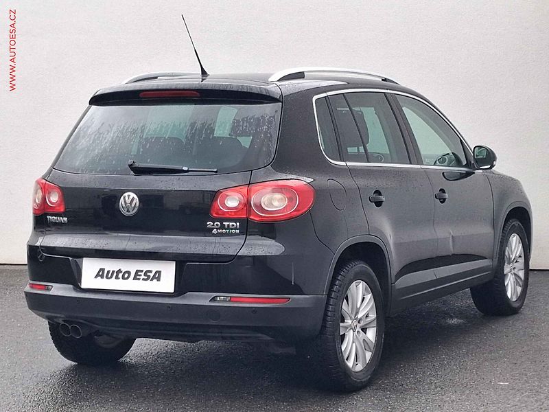Volkswagen Tiguan (2010) 2.0 TDI 4x4, ČR, servis - fotka 4 z 16