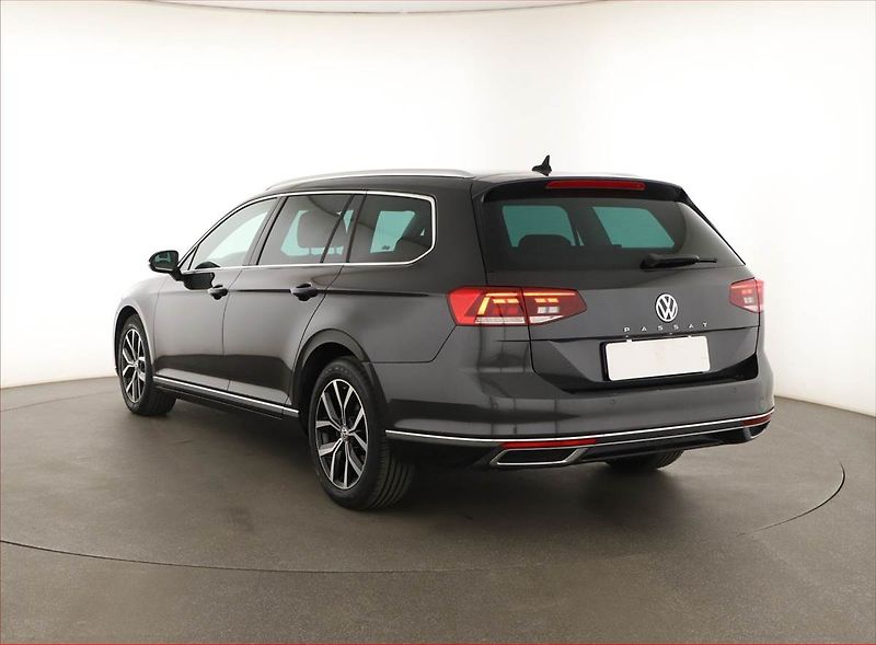 Škoda Kamiq (2025) 1.0 TSI, Drive - fotka 4 z 20