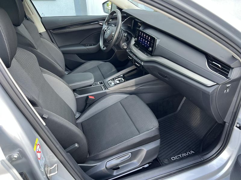 Škoda Octavia (2022) 1.5TSI 110kW DSG STYLE  - fotka 8 z 22