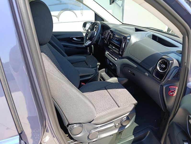 Mercedes-Benz Vito TOURER SELECT 119 CDi L  ČR - fotka 29 z 34