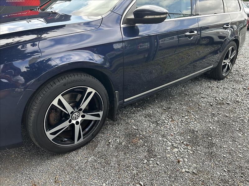 Volkswagen Passat 2,0 TDi 125kW DSG 4x4  Tažné - fotka 44 z 50