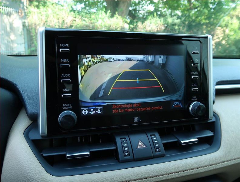 Toyota RAV4 (2019) 2.5 Hybrid - fotka 20 z 28