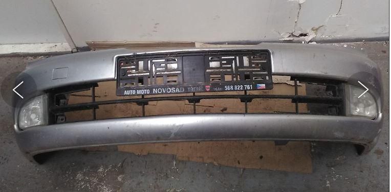 Nissan Primera P11 přední nárazník - fotka 1 z 1