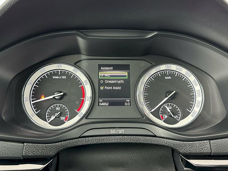 Škoda Karoq (2021) DSG 1.5TSI 110kW Style - fotka 10 z 32