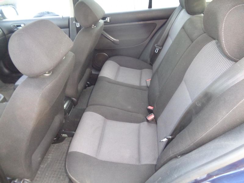 Volkswagen Golf 1,9 TDI - fotka 11 z 17