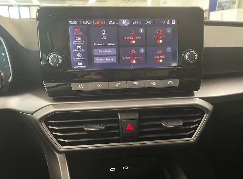 Seat Leon 2.0TDI 110 kW, FR, DSG, ST, ČR - fotka 18 z 27