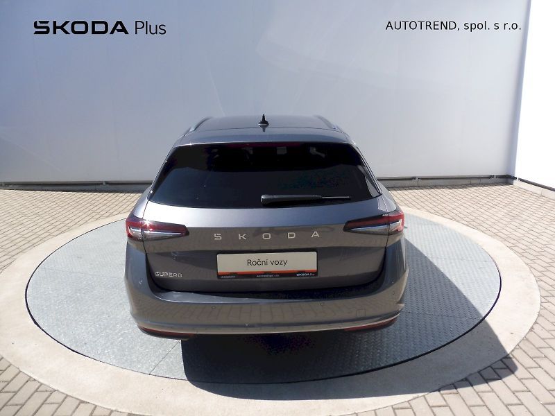 Škoda Superb (2025) Combi L&K 2,0 TDI 110kW DSG - fotka 27 z 30