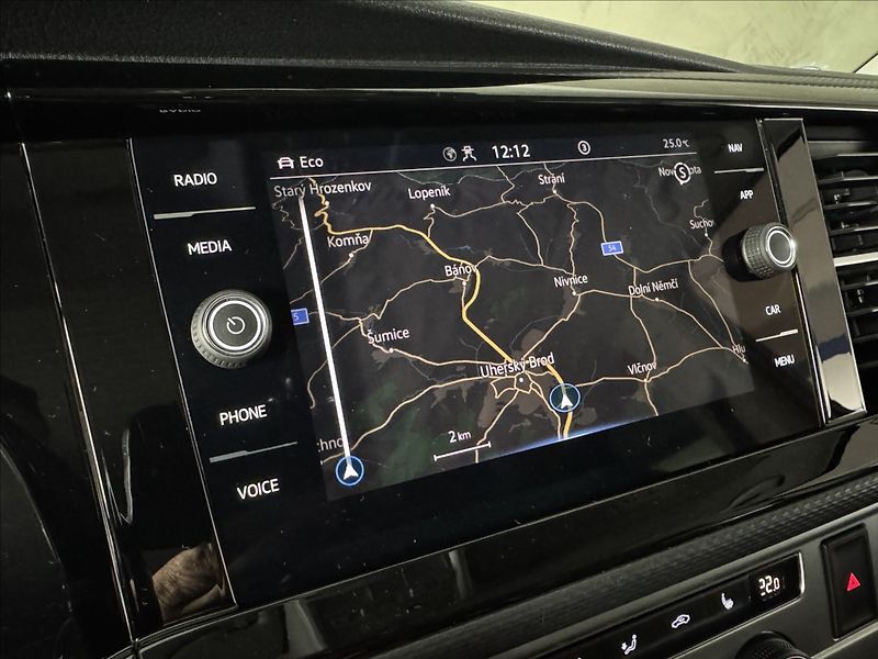 Volkswagen California 2,0 TDi  DSG Beach LED Assist - fotka 40 z 50