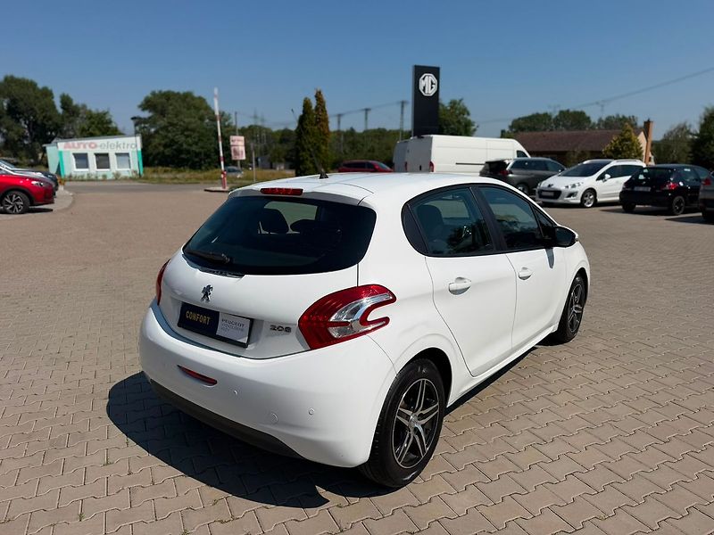 Peugeot 208 ACTIVE 1.4HDi 75 MAN5 - fotka 4 z 27