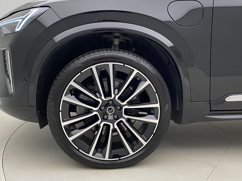 Volvo XC90 T8 AWD RECHARGE ULTRA BRIGHT - fotka 40 z 72