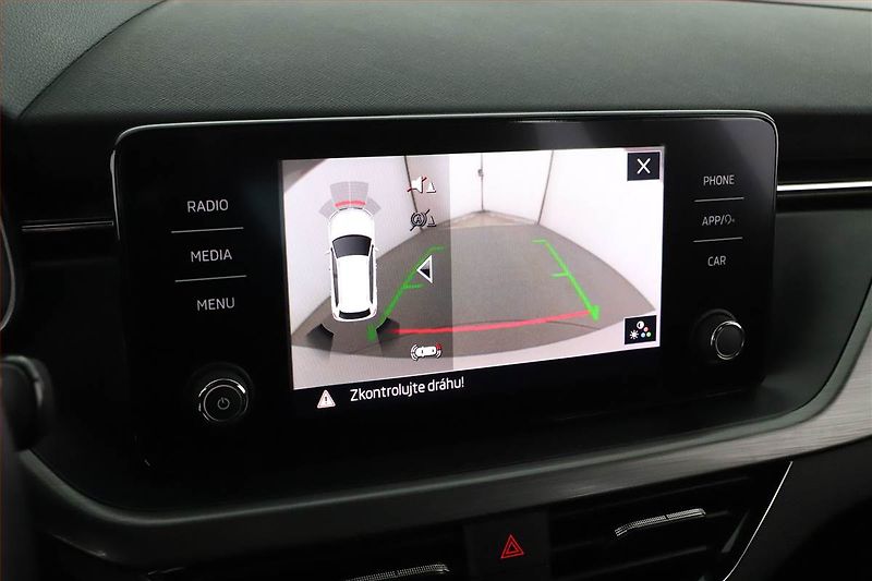 Škoda Kamiq (2021) Scoutline 1.0 TSI, Serv.kniha - fotka 10 z 20