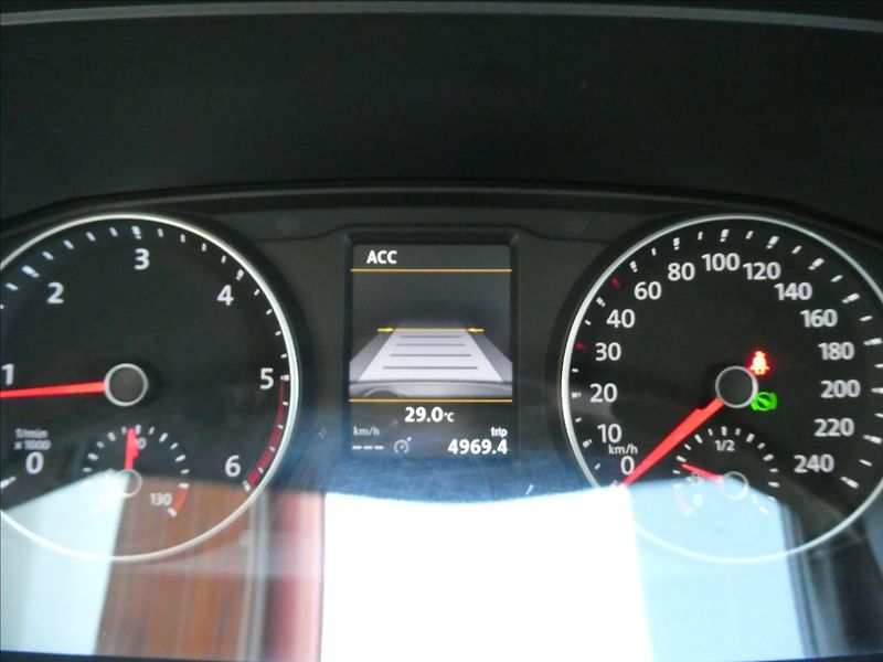 Volkswagen Multivan 2,0 TDi DSG Highline,1.majitel - fotka 38 z 50