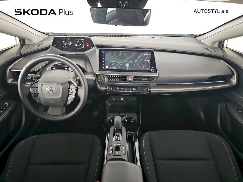 Toyota Prius (2025) 2.0L PHEV 223k Prestige Skyvie - fotka 5 z 33