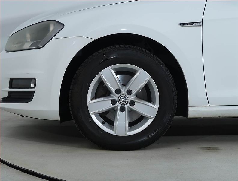 Volkswagen Golf (2013) 1.2 TSI, Tempomat - fotka 14 z 17