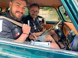 Majitelé automobilových veteránů absolvovali čtyřdenní závod Oldtimer Express. Vyjíždíme, hlásí jedna z posádek.