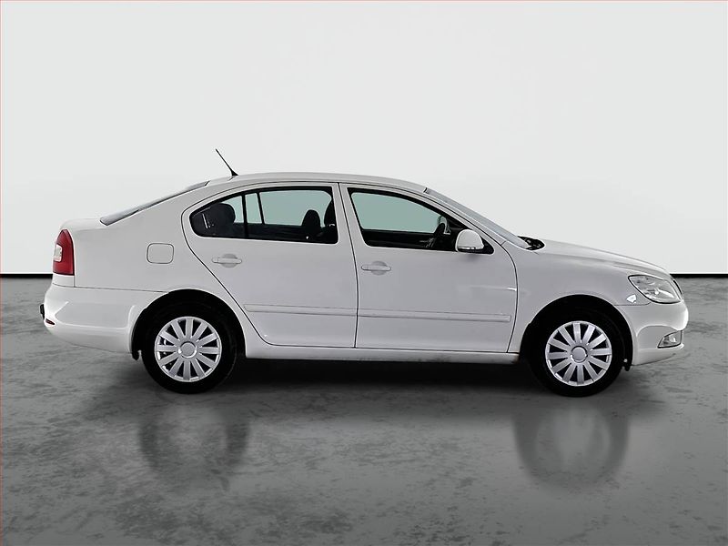 Škoda Octavia (2012) 1.2 TSI - fotka 6 z 14