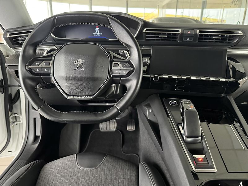 Peugeot 508 Hybrid 225*AT8*REZERVACE! - fotka 19 z 38