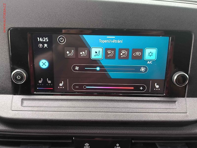 Volkswagen Caddy (2021) 2.0TDi, AC, +kola - fotka 15 z 21