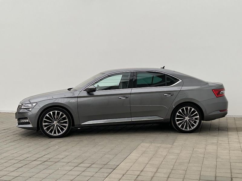 Škoda Superb 2.0 TDI L & K - fotka 3 z 29