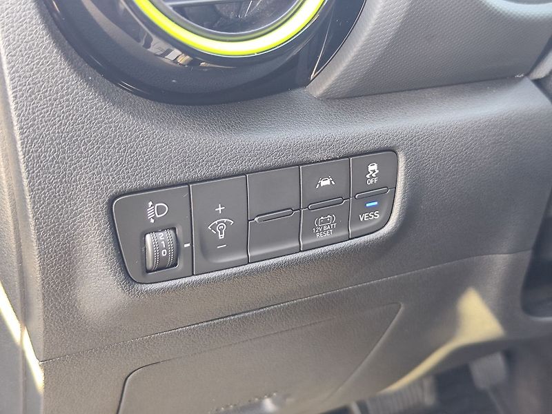 Hyundai Kona 1.6 GDI/104kW Mystic Lime DCT - fotka 28 z 33