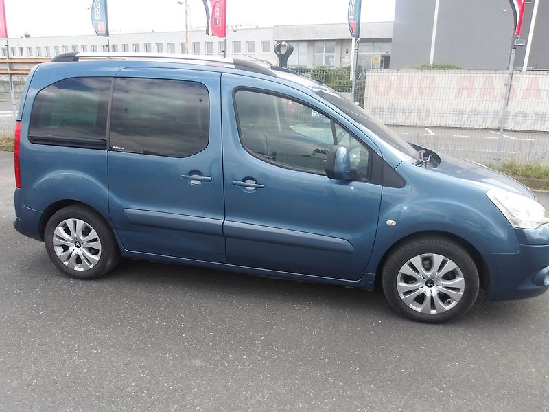 Peugeot Partner Tepee 1,6HDi MULTISPACE(2xšoupačky) - fotka 4 z 33