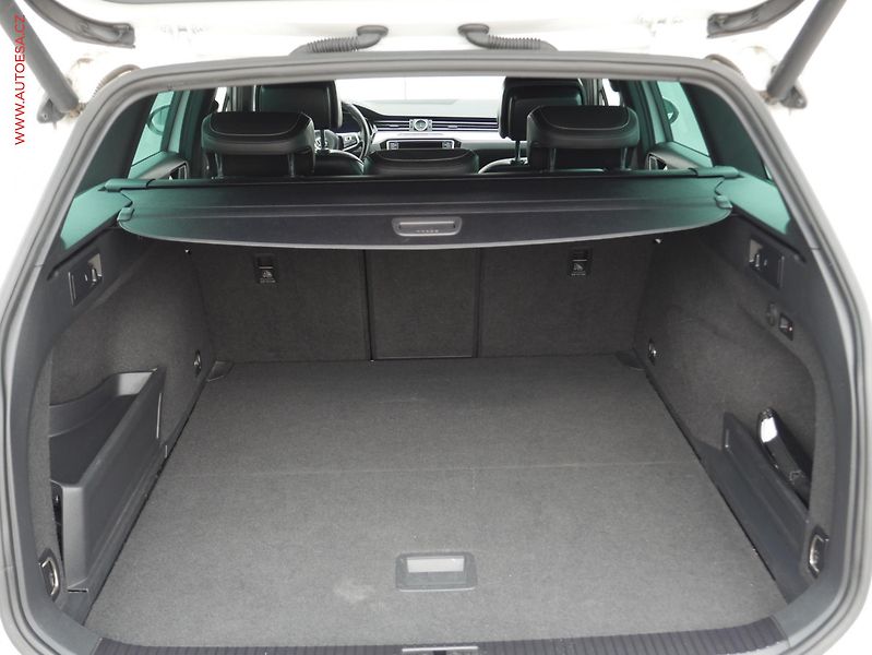 Volkswagen Passat (2017) 2.0 Bi-TDi 4x4, ČR, DSG - fotka 7 z 19