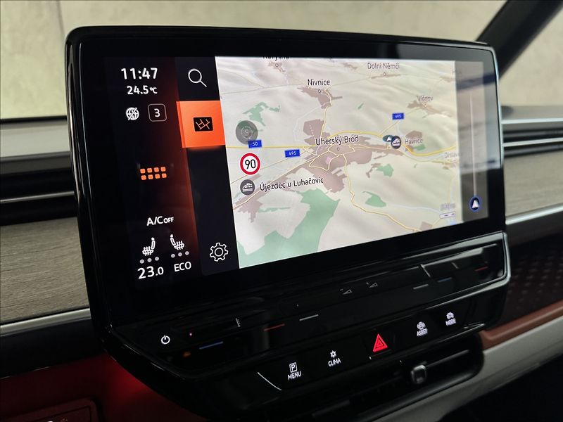 Volkswagen ID.Buzz Pro 150kW IQ Light Assist - fotka 39 z 50