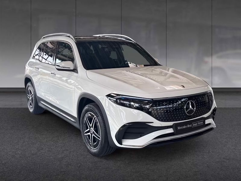 Mercedes-Benz EQB 350 4M AMG Pano LED Distronic - fotka 2 z 18