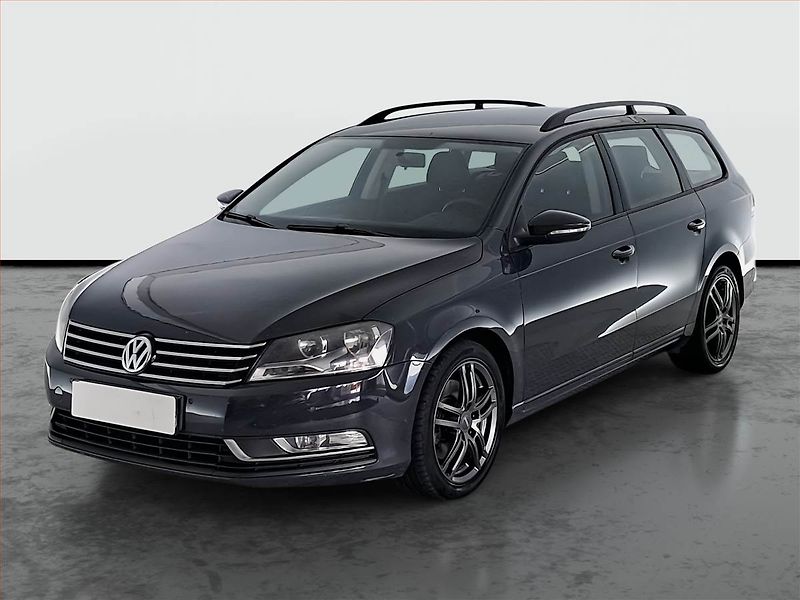 Volkswagen Passat (2013) 1.6 TDI, Navi, Tempomat - fotka 2 z 18