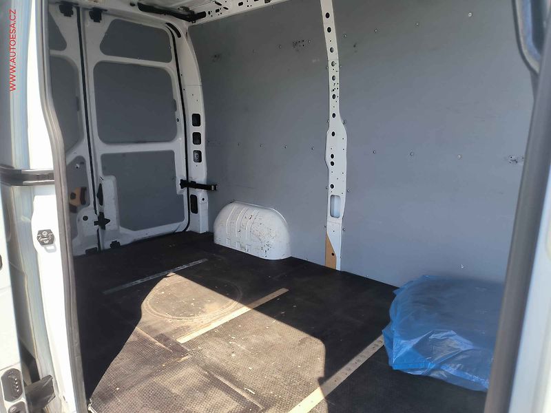 Opel Movano (2021) 2.3CDTi L2H2, stř.nosič, TZ - fotka 9 z 23