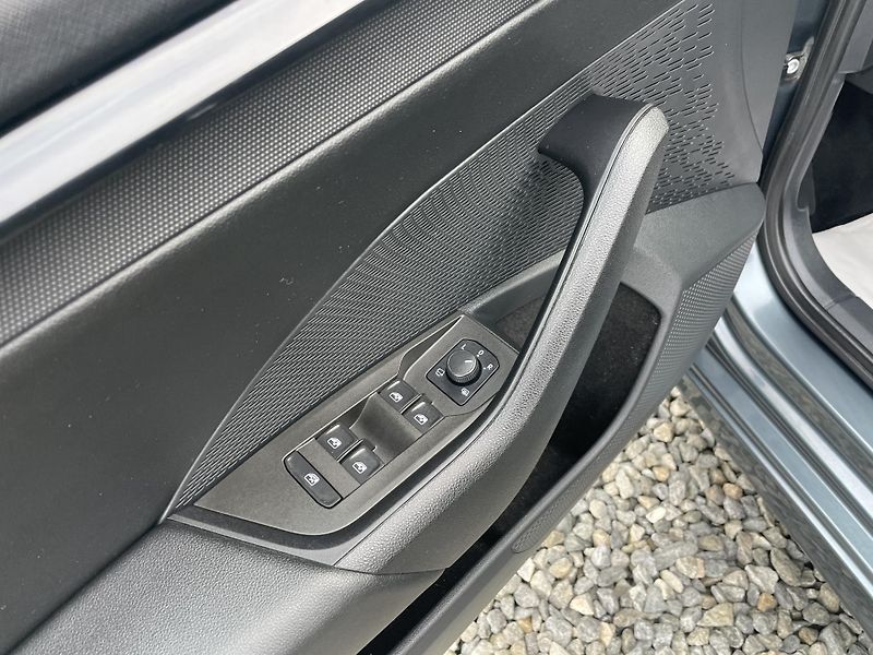 Škoda Octavia 2.0TDi 115PS LED VIRT NAVI DPH - fotka 99 z 189