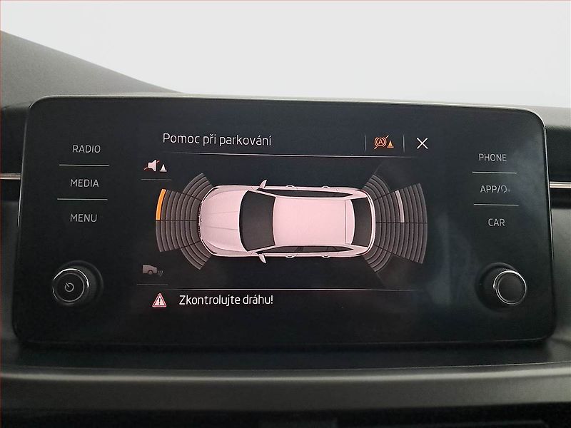 Škoda Scala (2019) Style 1.0 TSI, Kůže, Tempomat - fotka 16 z 19