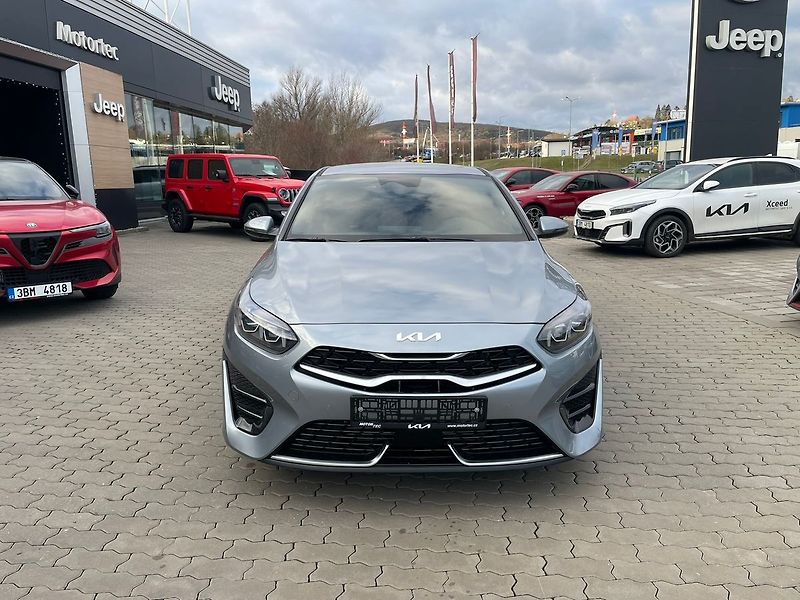 Kia Pro_Ceed 1,5 T-GDi GPF 7DCT GT LINE PLU - fotka 2 z 14