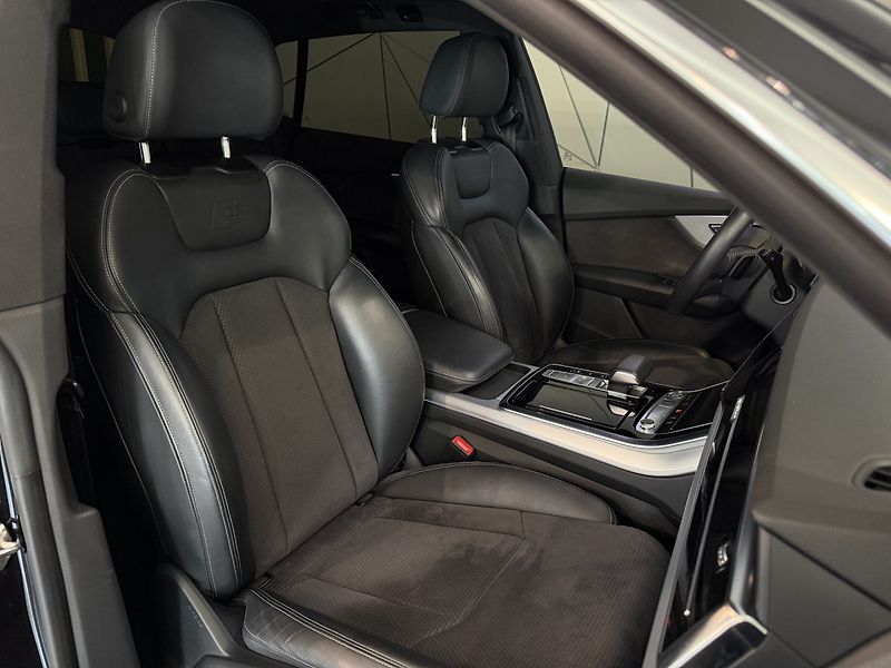 Audi Q8 50TDI S-line Quattro 210 kW - fotka 12 z 27