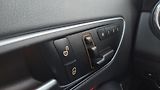 Mercedes-Benz GLA (2015)  220d 7G-DCT 4MATIC AMG Styl - náhled 26