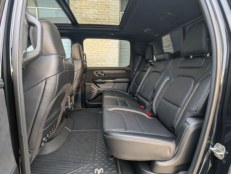 Dodge RAM 1500 TRX, Equipment Level 2 - fotka 28 z 32