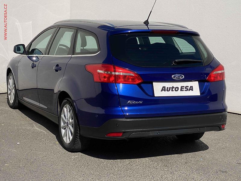 Ford Focus (2016) 1.5 TDCi, ČR, Titanium - fotka 6 z 18