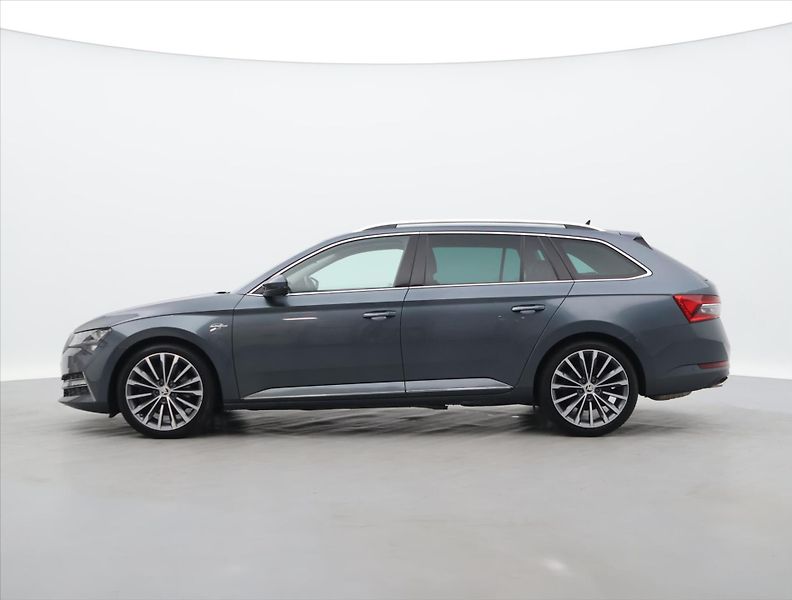 Škoda Superb 2,0 TSI 200kW DSG 4x4 L&K DPH - fotka 4 z 43