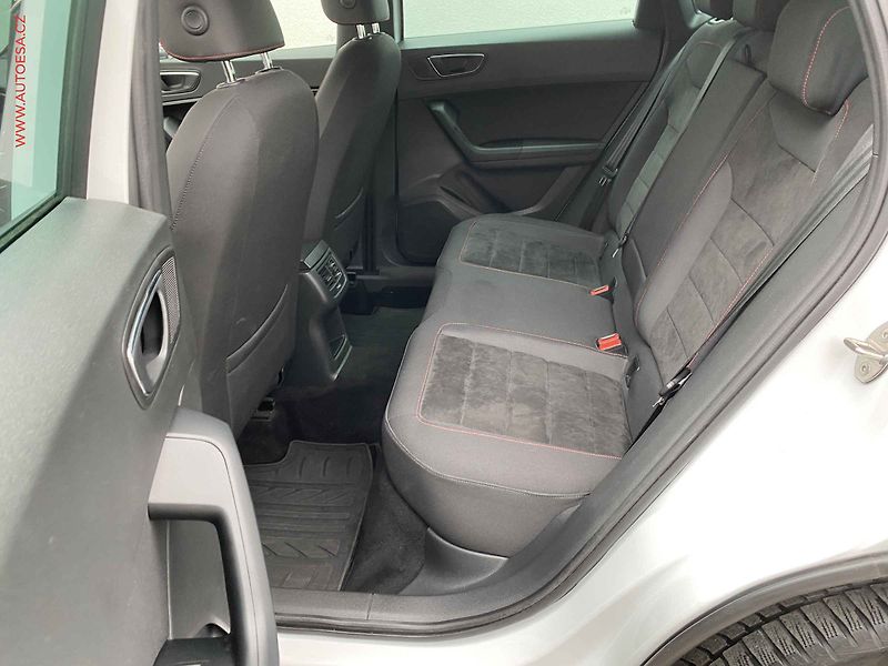 Seat Ateca (2018) 2.0 TSi 4x4, FR, DSG, +ALU - fotka 10 z 22