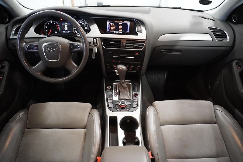 Audi A4 2.0 TFSi - fotka 15 z 33