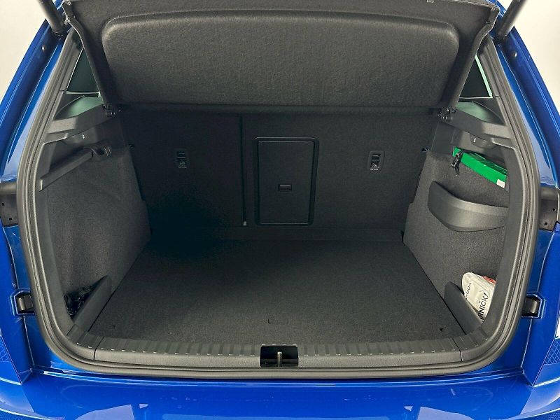Škoda Karoq (2025) DSG 2.0TSI 140kW 4x4 SportLine - fotka 33 z 37