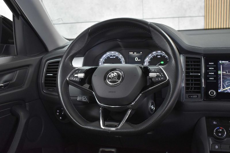 Škoda Kodiaq 2.0 TDI DSG*KAMERA*ACC*DPH* - fotka 15 z 37
