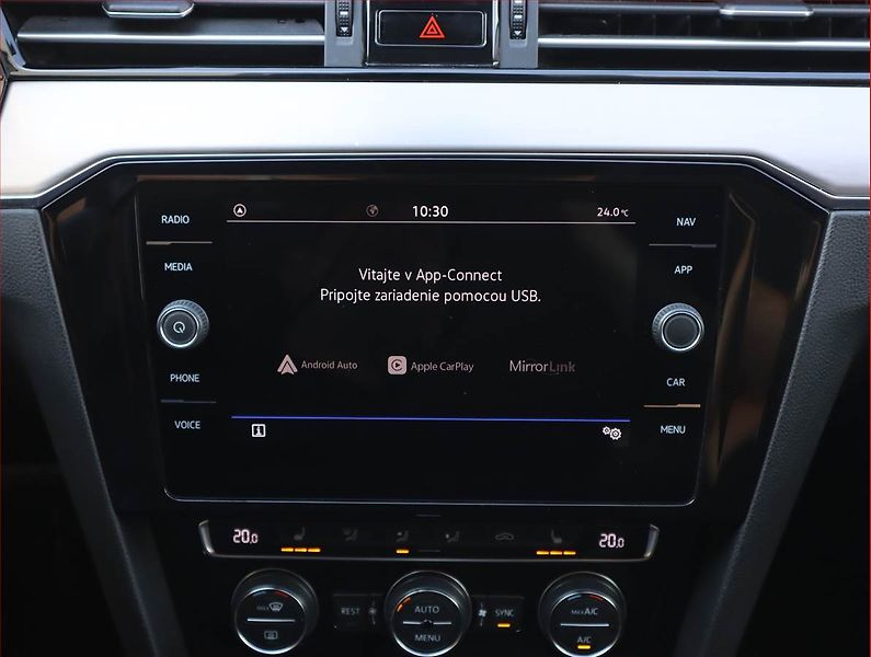 Volkswagen Passat (2019) 2.0 TDI - fotka 19 z 24