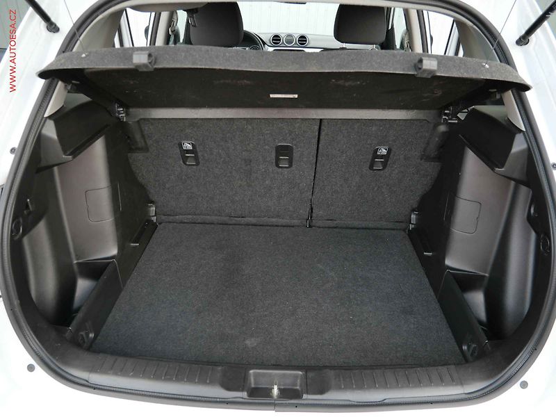 Suzuki Vitara (2017) 1.6 VVT, Comfort, kamera, - fotka 7 z 23