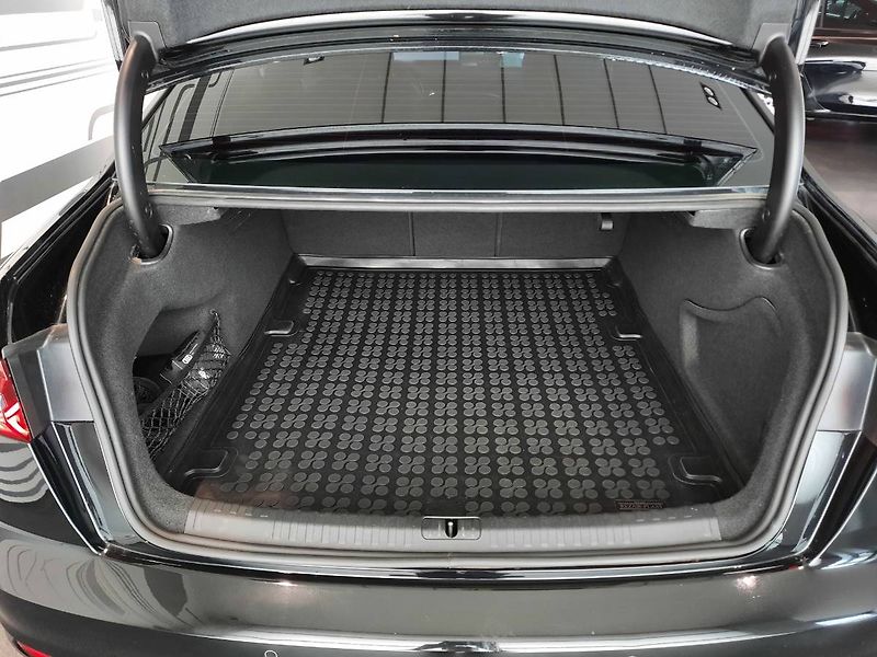 Audi A6 (2018) 50 TDI quattro (210kW/286k) Ti - fotka 22 z 24