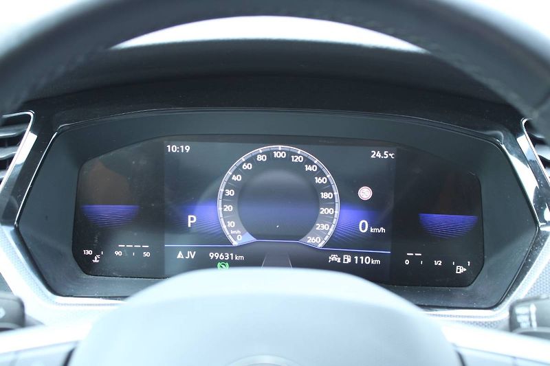 Volkswagen Touran (2022) 2.0 TDI 110kW DSG tažné LED - fotka 16 z 35