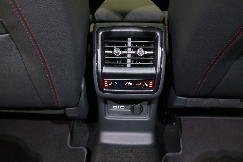 Škoda Kodiaq (2026) RS 2.0 TSI 195 kW Nez.Top+PANO - fotka 38 z 40