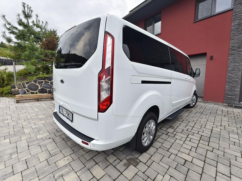 Ford Tourneo Custom (2019) 2.0 TDCi 9.místné, top stav. - fotka 3 z 19