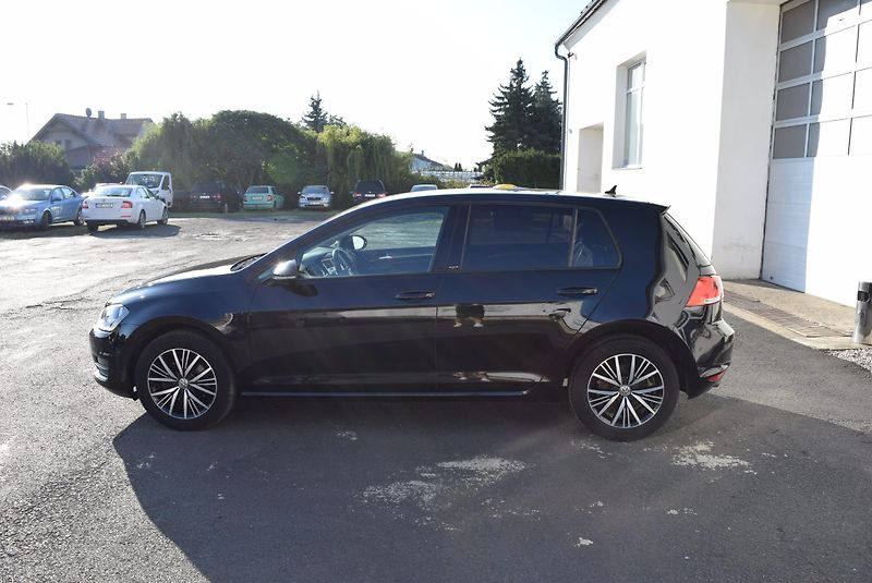 Volkswagen Golf (2017) 1.4TSI 92kw DSG ALLSTAR CLBMT - fotka 11 z 48
